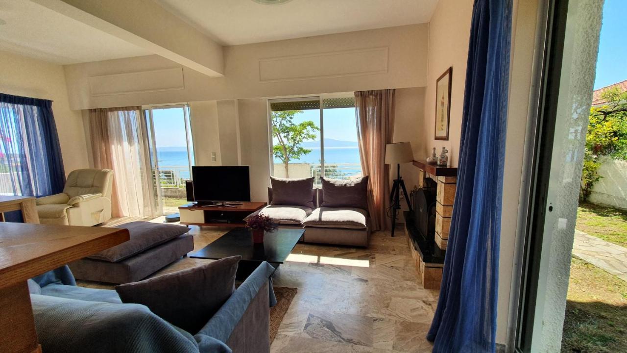 Villa Pinelopi กาลามาตา ภายนอก รูปภาพ